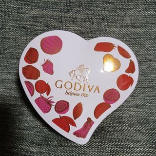 GODIVAゴディバ　バレンタイン 2024限定 ハート缶(小物入れ)