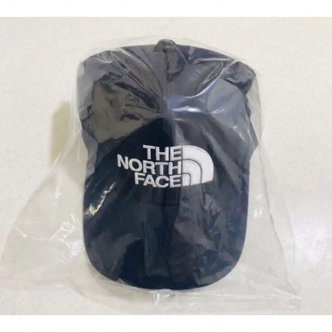 THE NORTH FACE(ザノースフェイス)のTHE NORTH FACE ノースフェイス TNFロゴキャップ 新品 タグ付 レディースの帽子(キャップ)の商品写真