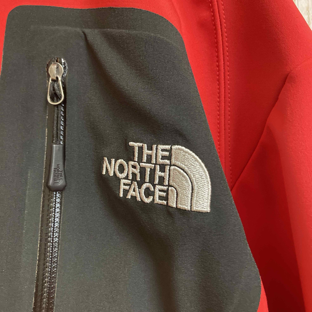 THE NORTH FACE(ザノースフェイス)の【希少】ノースフェイス エイペックス ソフトシェルジャケット メンズＬ　 メンズのジャケット/アウター(その他)の商品写真