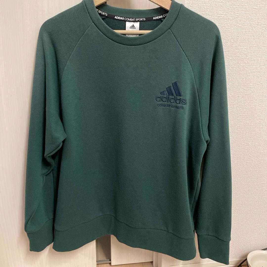 adidas(アディダス)のadidas ゆったりスウェット レディースのトップス(トレーナー/スウェット)の商品写真