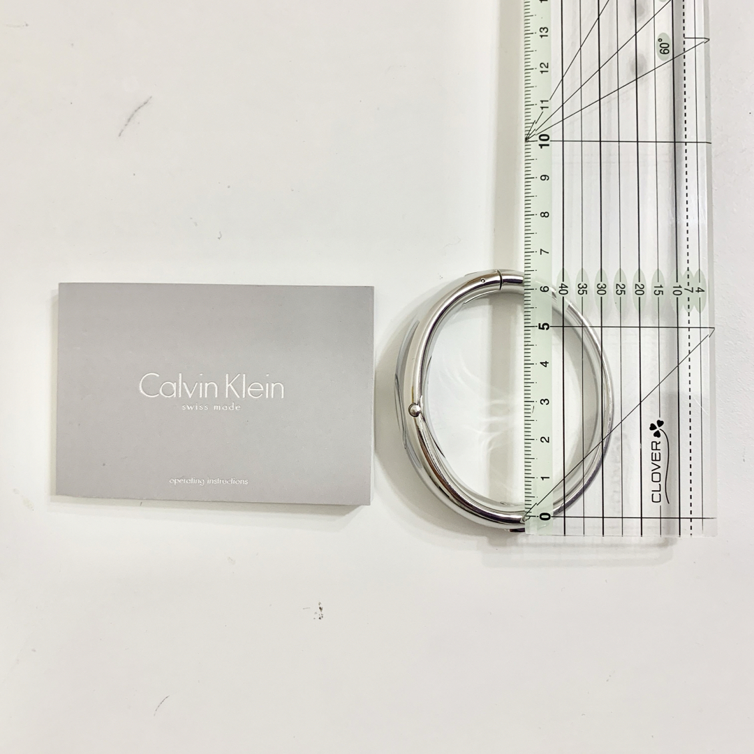 ck Calvin Klein(シーケーカルバンクライン)の【新品未使用】Calvin Klein カルバンクライン レディース腕時計 レディースのファッション小物(腕時計)の商品写真