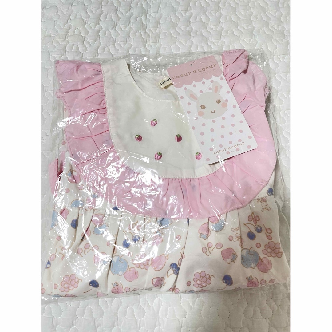 coeur a coeur(クーラクール)の【新品】いちごワンピース クーラクール キッズ/ベビー/マタニティのキッズ服女の子用(90cm~)(ワンピース)の商品写真