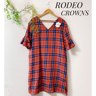 ロデオクラウンズ(RODEO CROWNS)の【新品未使用】RODEO CROWNS コットン チェック Vネック ワンピース(ひざ丈ワンピース)