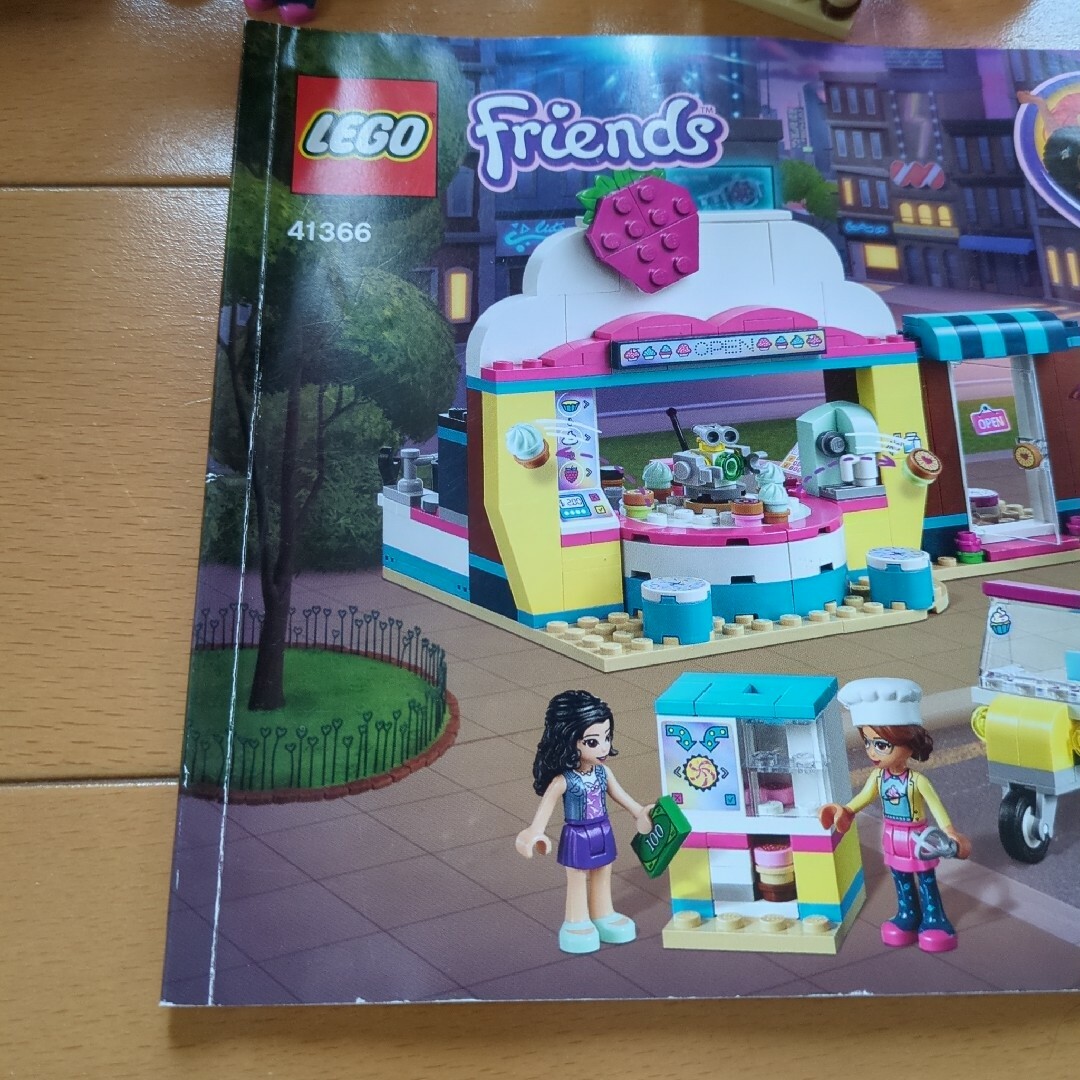 Lego(レゴ)のLEGO　Friends　オリビアのカップケーキカフェ キッズ/ベビー/マタニティのおもちゃ(積み木/ブロック)の商品写真