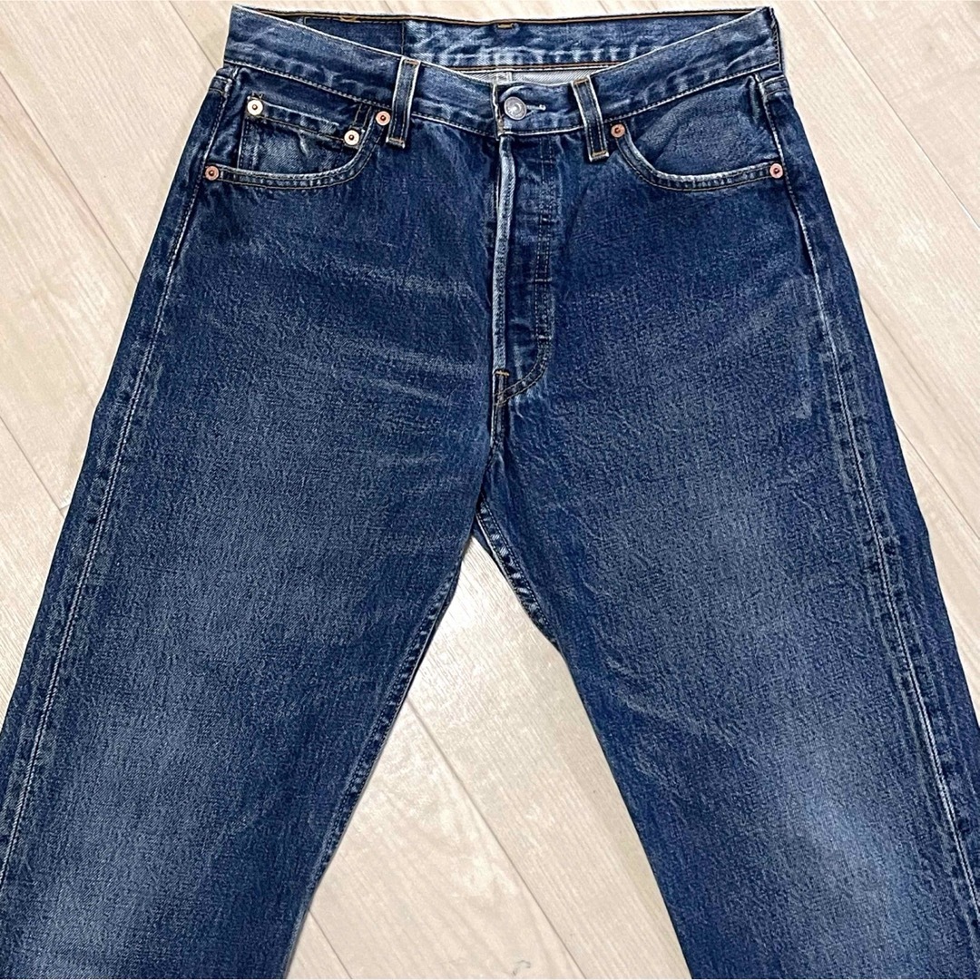 Levi's(リーバイス)のLEVI'S リーバイス 501 インディゴブルー ジーンズ USA製 00s メンズのパンツ(デニム/ジーンズ)の商品写真