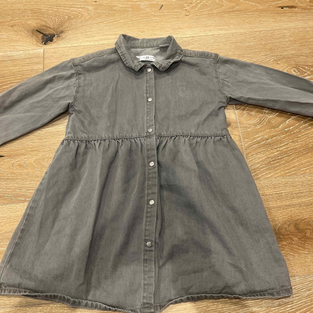 ZARA KIDS(ザラキッズ)のZARA ワンピース キッズ/ベビー/マタニティのキッズ服女の子用(90cm~)(ワンピース)の商品写真