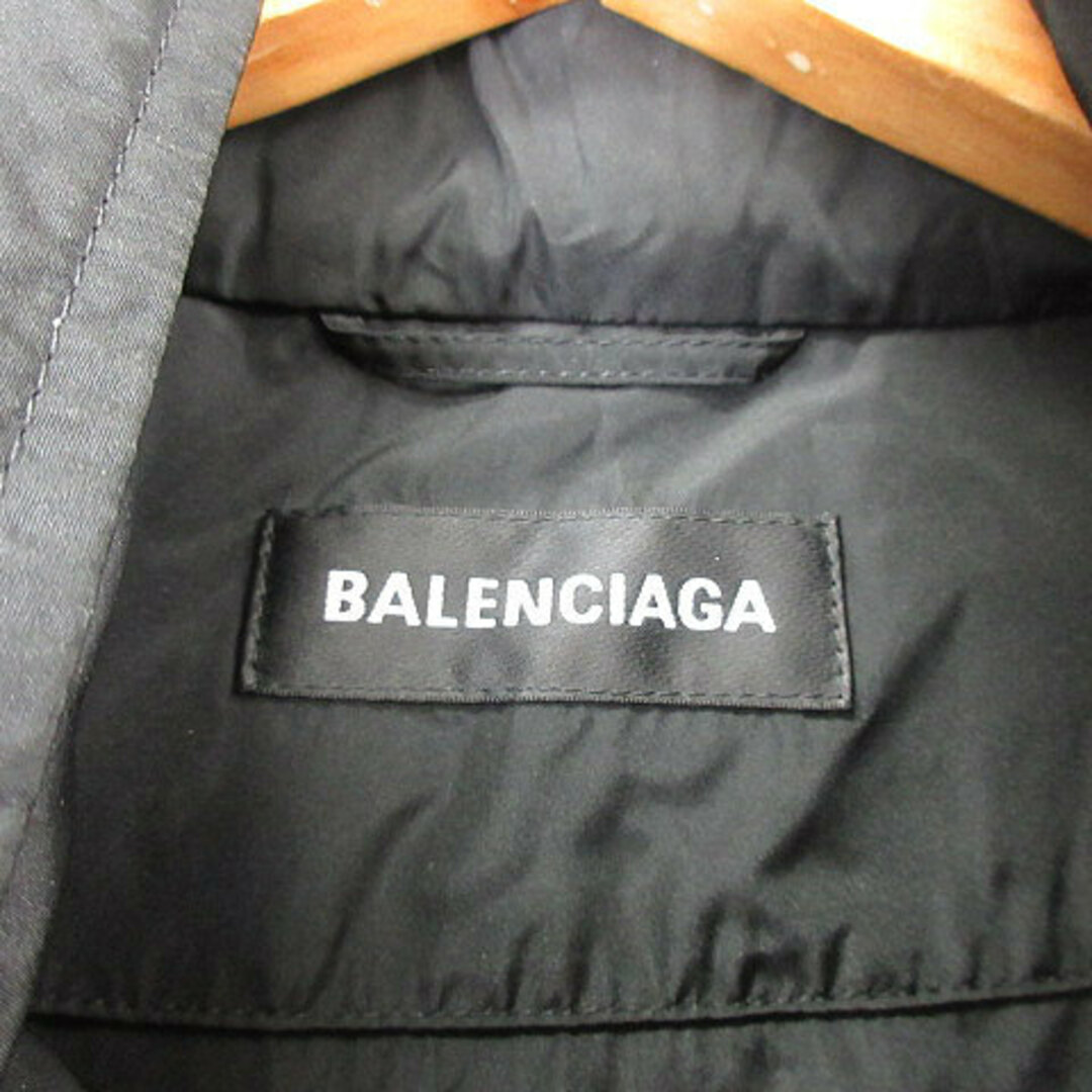 Balenciaga(バレンシアガ)のバレンシアガ オーバーサイズ  コーチジャケット ロゴ プリント 48 黒  メンズのジャケット/アウター(その他)の商品写真