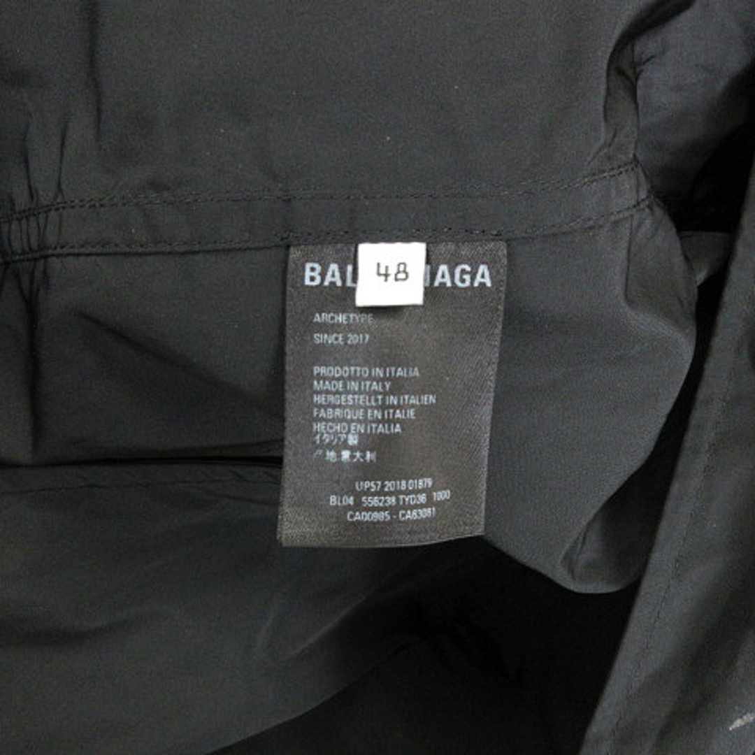 Balenciaga(バレンシアガ)のバレンシアガ オーバーサイズ  コーチジャケット ロゴ プリント 48 黒  メンズのジャケット/アウター(その他)の商品写真