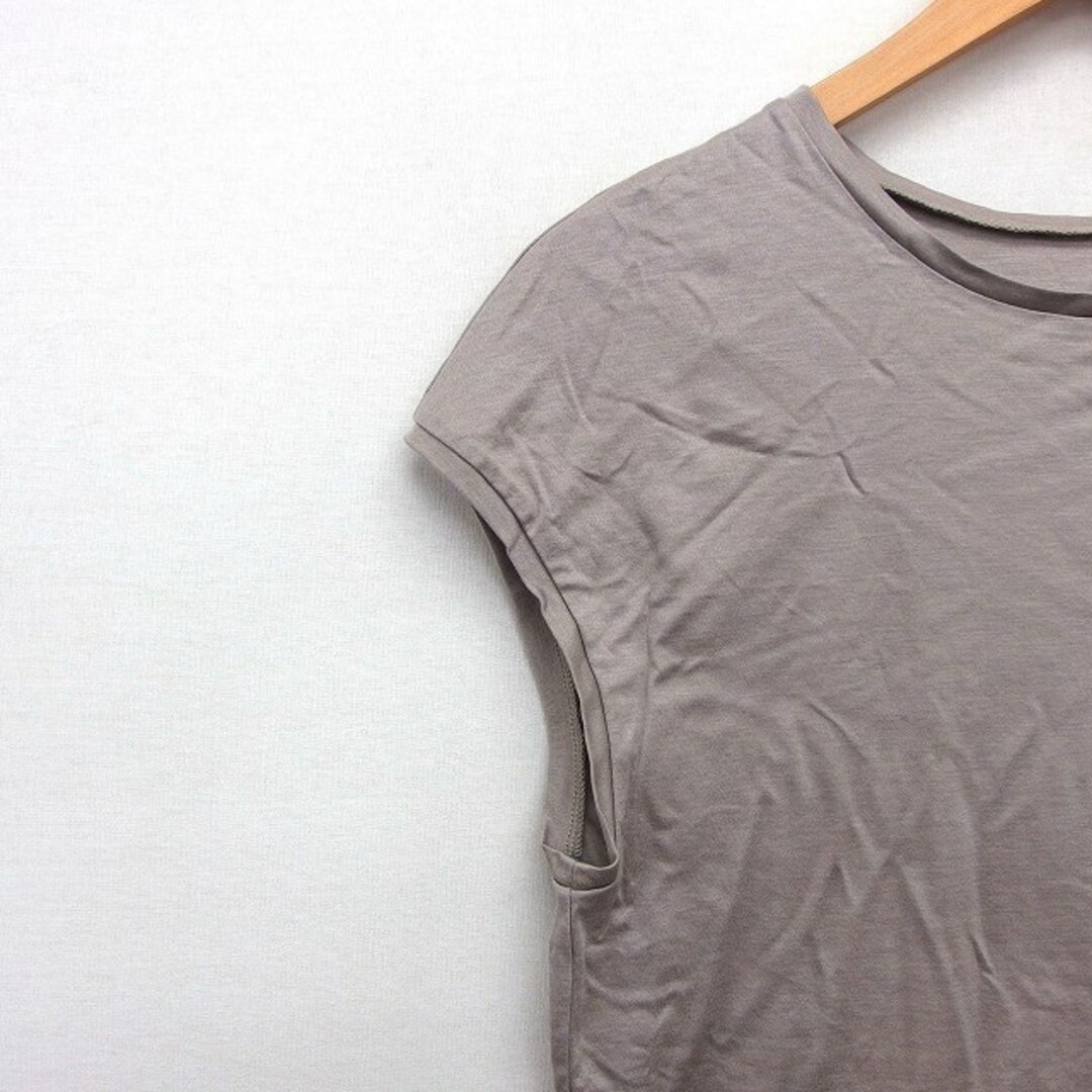 JUSGLITTY(ジャスグリッティー)のジャスグリッティー JUSGLITTY カットソー Tシャツ 無地 シンプル レディースのトップス(カットソー(半袖/袖なし))の商品写真