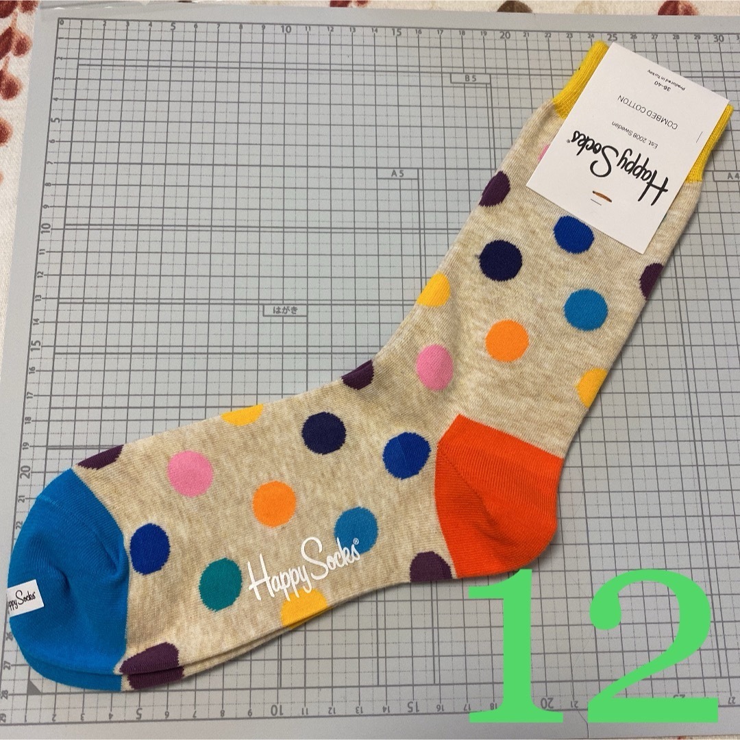 Happy Socks(ハッピーソックス)の新品未使用品 ハッピーソックス 靴下 水玉 カラフル ドット レディースのレッグウェア(ソックス)の商品写真