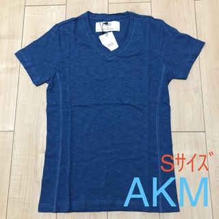 エイケイエム(AKM)の半袖　Tシャツ　Vネック　ブルー　青色　AKM(Tシャツ/カットソー(半袖/袖なし))