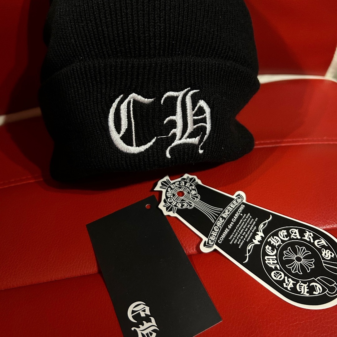 Chrome Hearts(クロムハーツ)の岩ちゃん様　CHROME HEARTS  ニットキャップ レディースの帽子(ニット帽/ビーニー)の商品写真