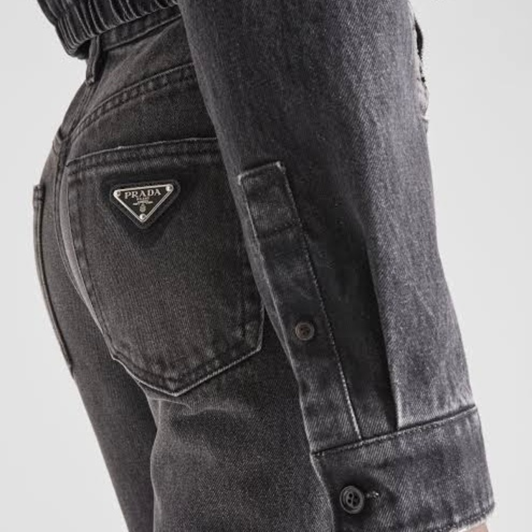 PRADA - 【PRADA 現行販売品 ブラック5ポケットジーンズ バック PRADA - 【PRADA 現行販売品 ブラック5ポケットジーンズ バック