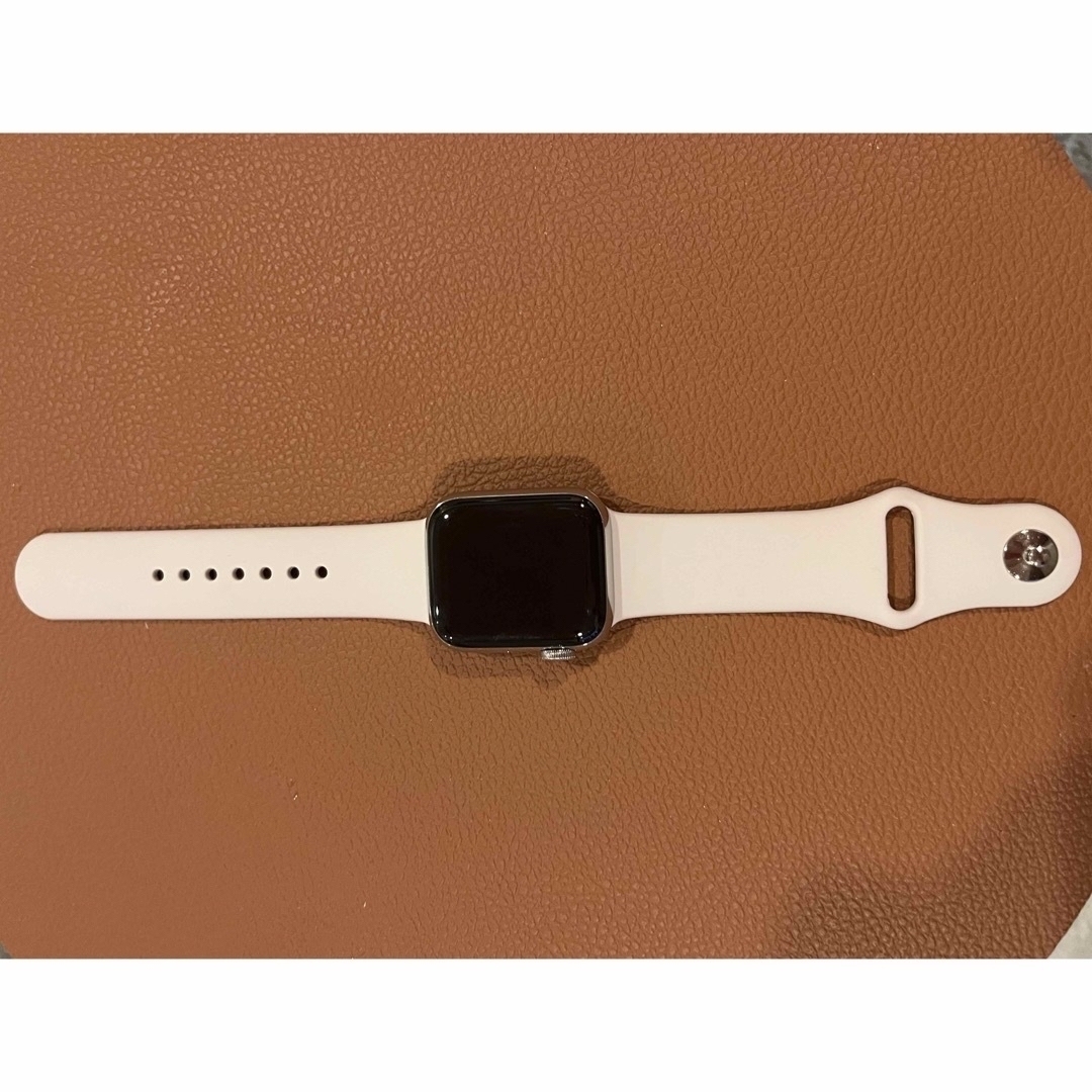 Apple Watch(アップルウォッチ)のApple watch Series6 40mm GPS+Cellular  レディースのファッション小物(腕時計)の商品写真