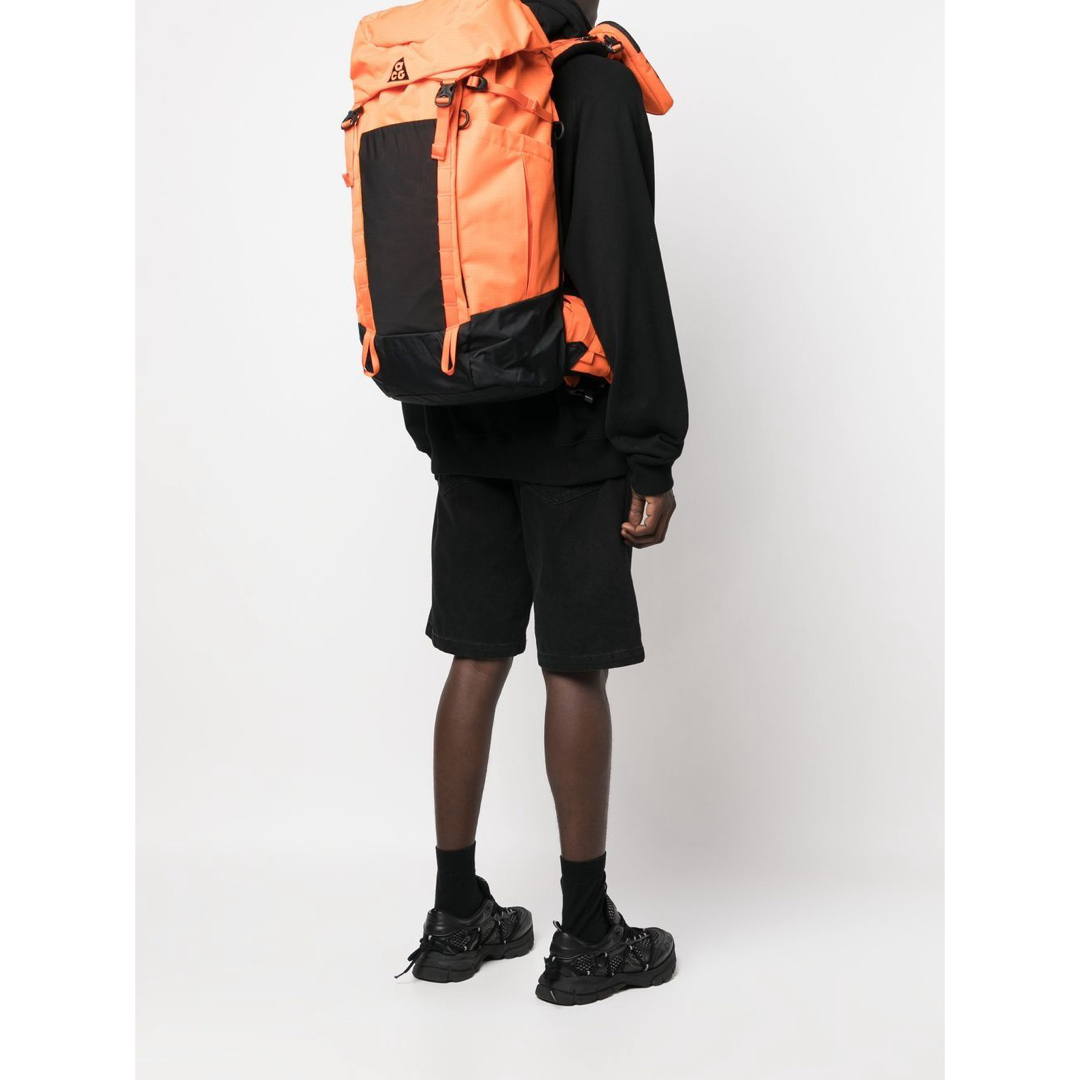 NIKE(ナイキ)のNIKE ACG 36 BACKPACK オレンジ メンズのバッグ(バッグパック/リュック)の商品写真