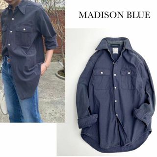 マディソンブルー(MADISONBLUE)のマディソンブルー＊ハンプトンバックサテンシャツ　ネイビー　01(シャツ/ブラウス(長袖/七分))