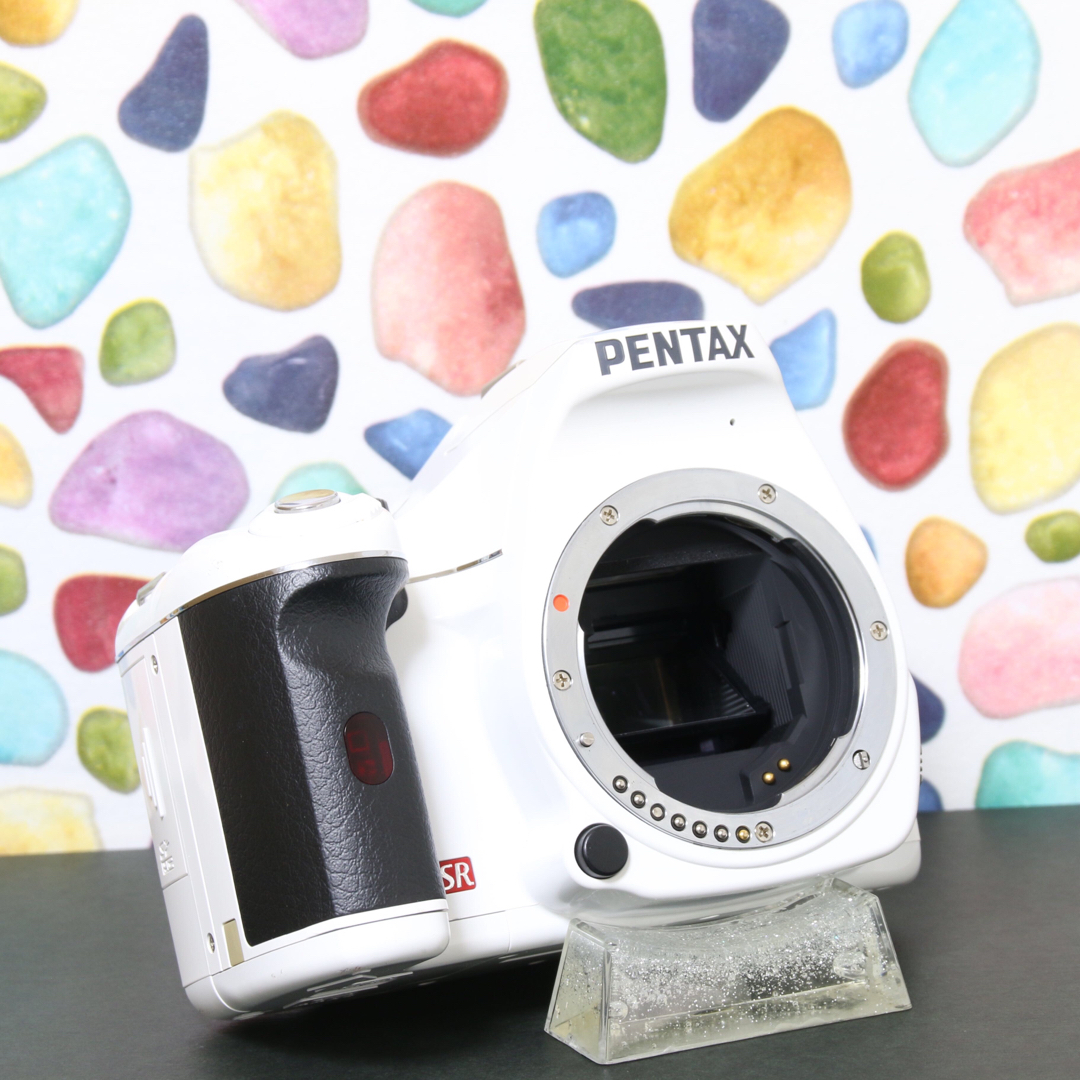 PENTAX(ペンタックス)の♥︎◇PENTAX k-x  ◇ショット数極少 ◇スマホ転送 ◇ホワイト スマホ/家電/カメラのカメラ(デジタル一眼)の商品写真