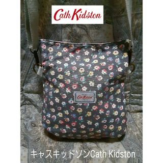 キャスキッドソン(Cath Kidston)のキャスキッドソンCath Kidston リバーシブル/斜め掛けショルダーバッグ(ショルダーバッグ)