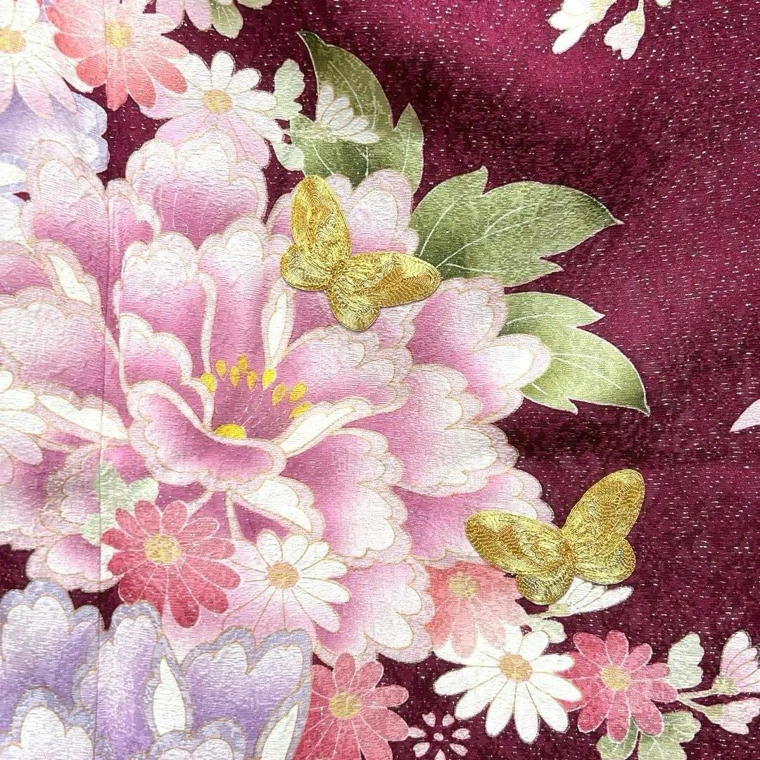 振袖　金駒刺繍　銀通し　蝶　菊　牡丹　晴れの日　成人式　卒業式　着物　022w レディースの水着/浴衣(その他)の商品写真