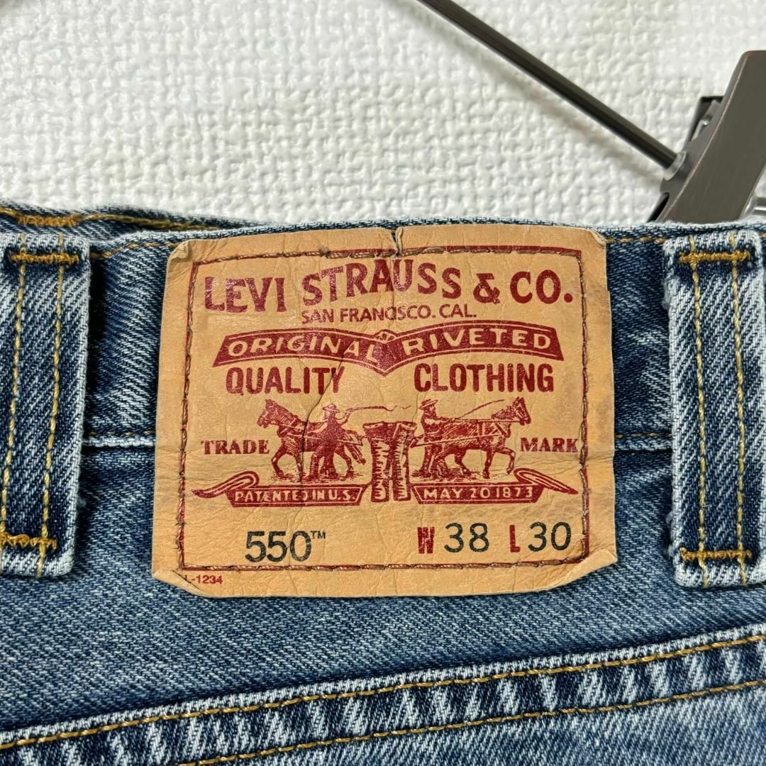 Levi's(リーバイス)のリーバイス550 Levis W38 ブルーデニムパンツ 青 00s 7903 その他のその他(その他)の商品写真