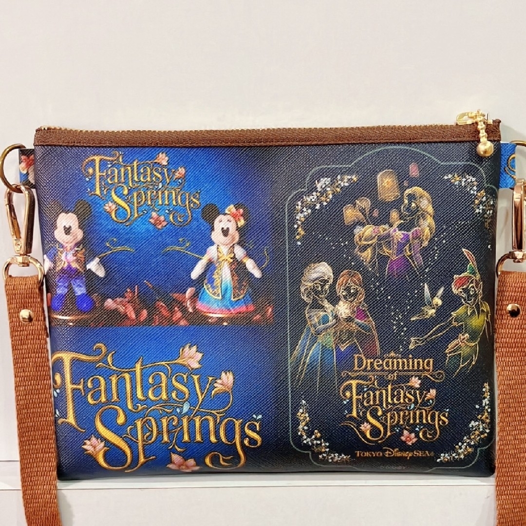 Disney(ディズニー)の最新！ファンタジースプリング　ショルダーバッグ　ディズニーシー レディースのバッグ(ショルダーバッグ)の商品写真