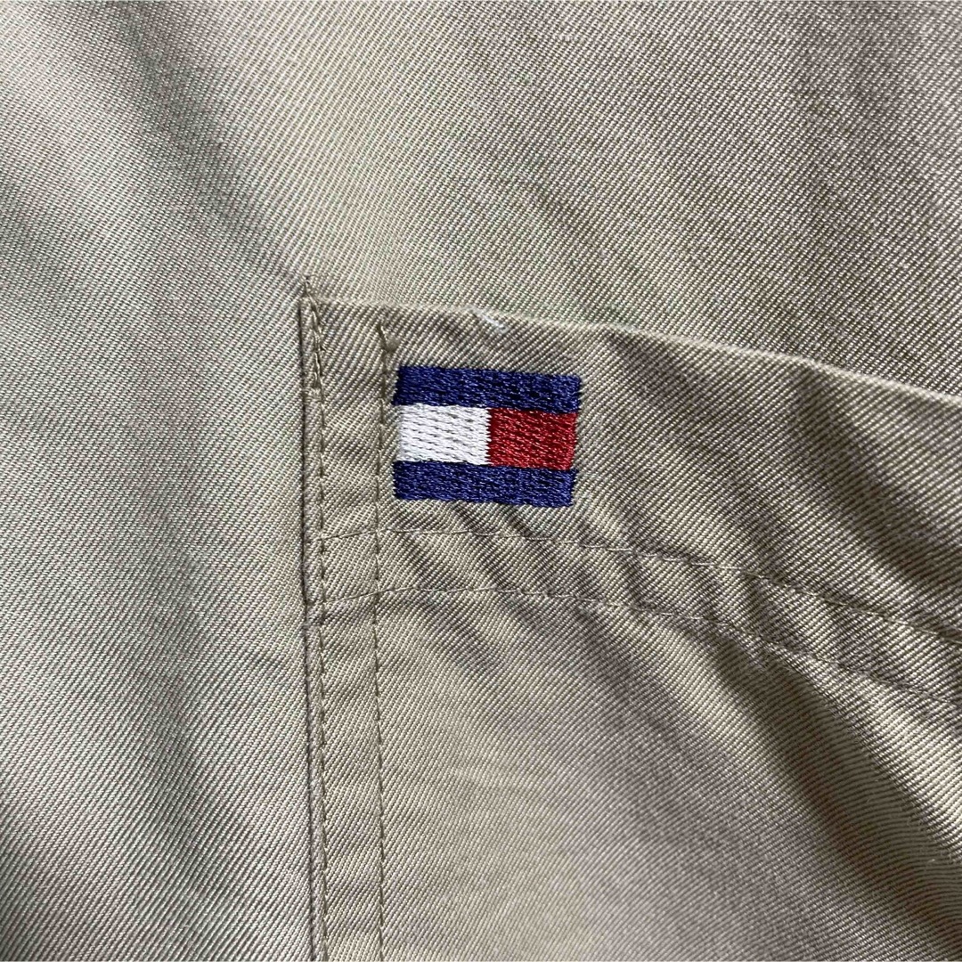 TOMMY HILFIGER(トミーヒルフィガー)の90s トミーヒルフィルガー　半袖シャツ　刺繍ロゴ　メンズLサイズ メンズのトップス(シャツ)の商品写真