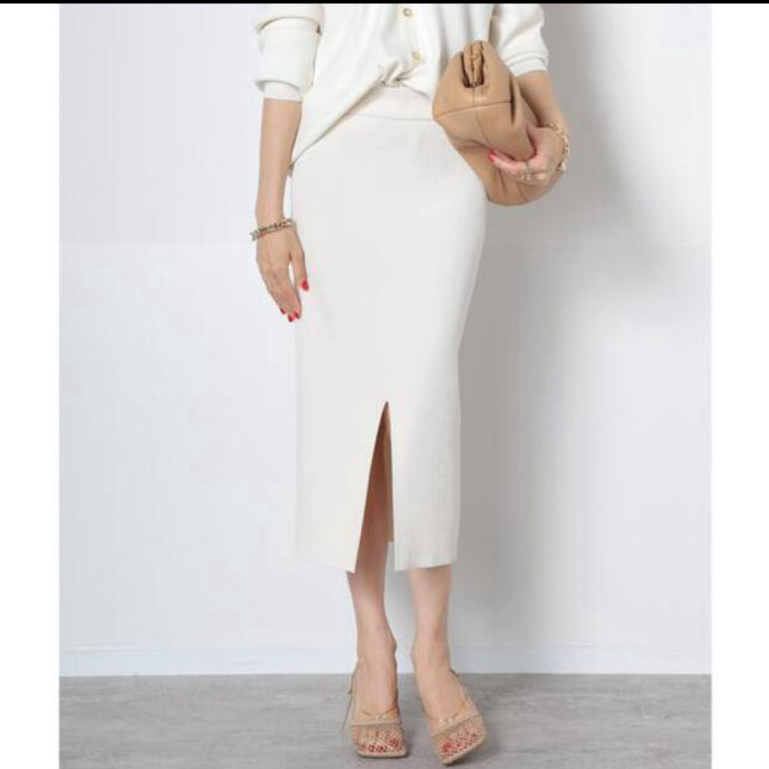 DEUXIEME CLASSE(ドゥーズィエムクラス)のタグ付 新品 Diner B RIB タイトスカート ホワイト レディースのスカート(ひざ丈スカート)の商品写真