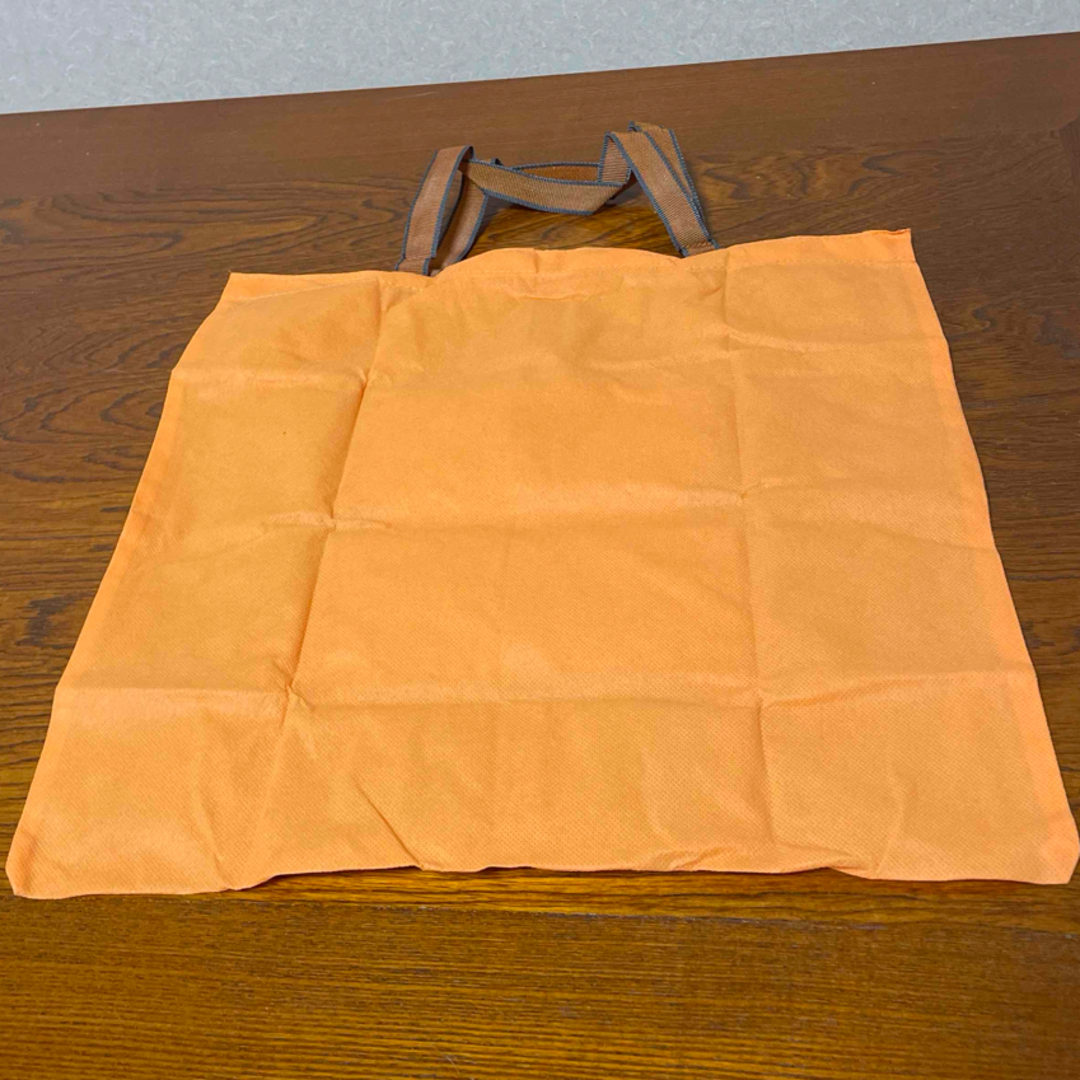 エコバッグ トイロ コンパクトトート オレンジ 新品未使用品 レディースのバッグ(エコバッグ)の商品写真