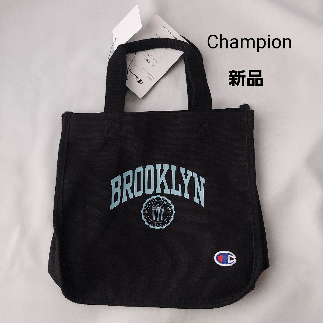 Champion(チャンピオン)の☆新品☆チャンピオン　Champion 　トートバッグ　ブラック　黒　6L レディースのバッグ(トートバッグ)の商品写真