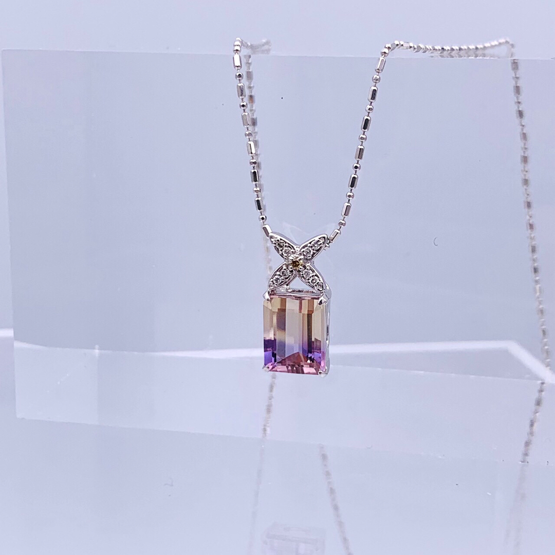 極美品　K18WG 2.82ct アメトリン 0.07ct ダイヤ ネックレス レディースのアクセサリー(ネックレス)の商品写真