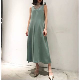 ルシェルブルー(LE CIEL BLEU)の【美品】LE CIEL BLUE  Bow kont dress ミントグリーン(ロングワンピース/マキシワンピース)