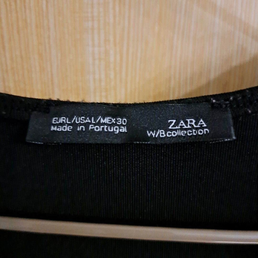 ZARA(ザラ)のZARA ノースリーブ レディースのトップス(カットソー(半袖/袖なし))の商品写真