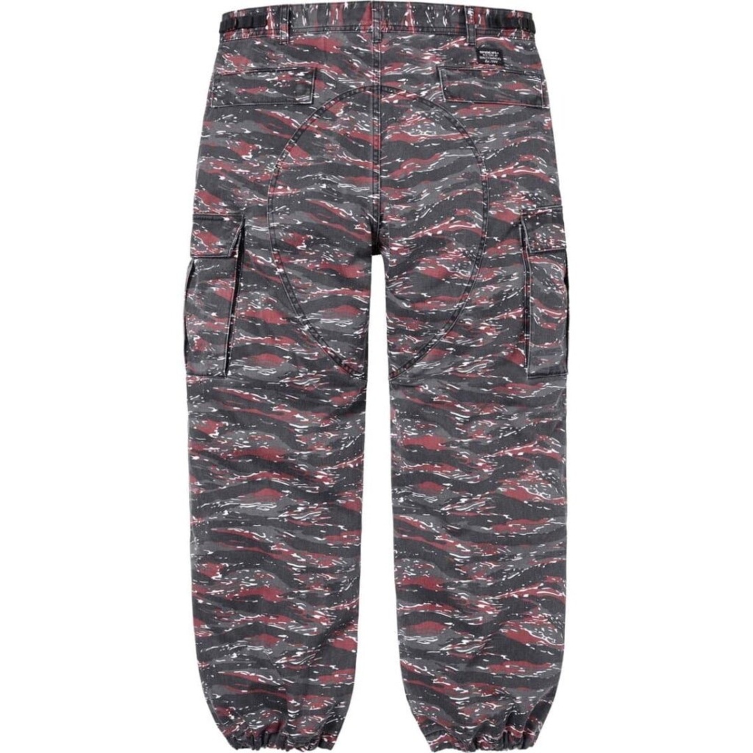 Supreme(シュプリーム)のSupreme Cargo Pant Red Tiger Camo 34 メンズのパンツ(ワークパンツ/カーゴパンツ)の商品写真