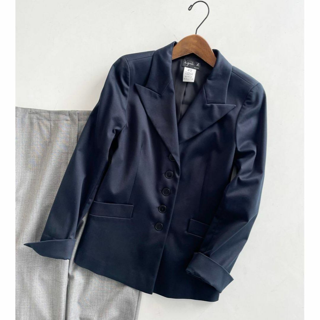 agnes b.(アニエスベー)のagnes b. アニエスベー 大人っぽい雰囲気のジャケット M ネイビー レディースのジャケット/アウター(テーラードジャケット)の商品写真