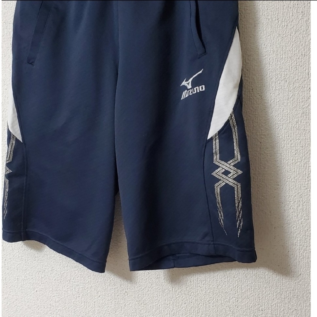 MIZUNO(ミズノ)のMIZUNOトレーニングハーフパンツ スポーツ/アウトドアのサッカー/フットサル(ウェア)の商品写真