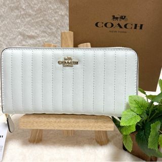 コーチ(COACH) 財布(レディース)（ホワイト/白色系）の通販 3,000点