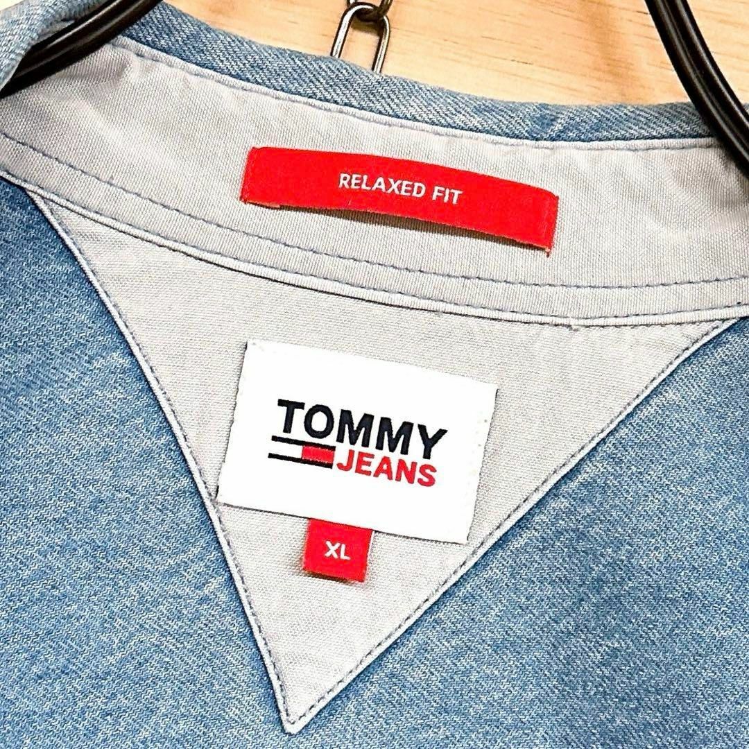 TOMMY JEANS(トミージーンズ)の【トミーヒルフィガー】レトロ サークル ロゴ デニム 長袖シャツ XL 青×白 メンズのジャケット/アウター(Gジャン/デニムジャケット)の商品写真