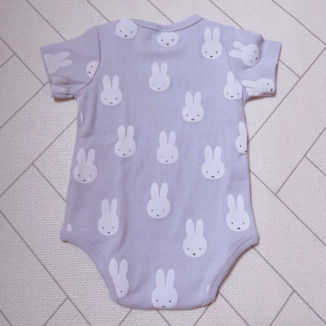 petit main(プティマイン)のpetit main ミッフィー ロンパース 耳つき帽子 miffy ラベンダー キッズ/ベビー/マタニティのベビー服(~85cm)(ロンパース)の商品写真