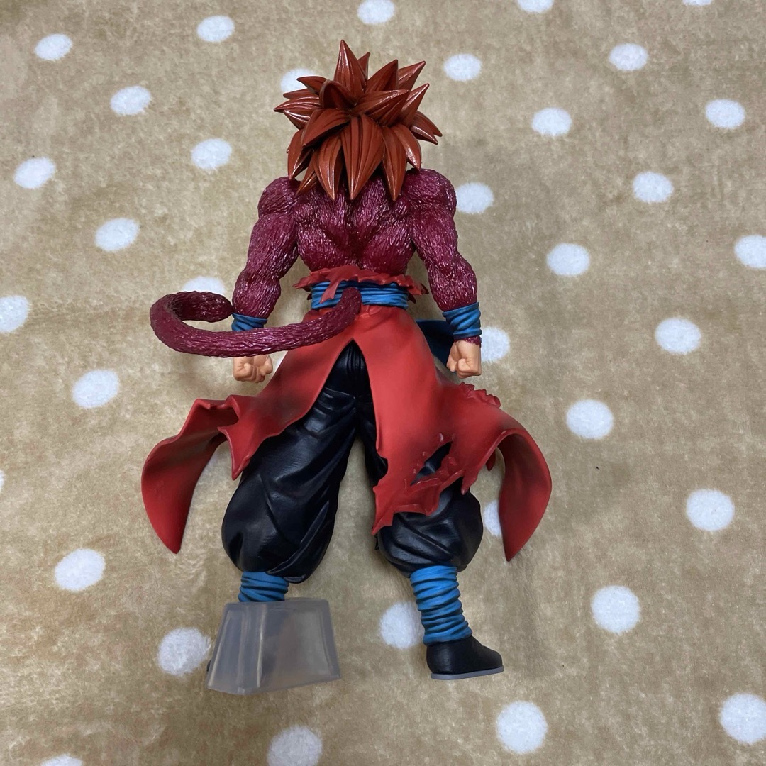 BANDAI(バンダイ)のドラゴンボール E賞 孫悟空:ゼノ(超フルパワーサイヤ人４限界突破)フィギュア エンタメ/ホビーのフィギュア(アニメ/ゲーム)の商品写真