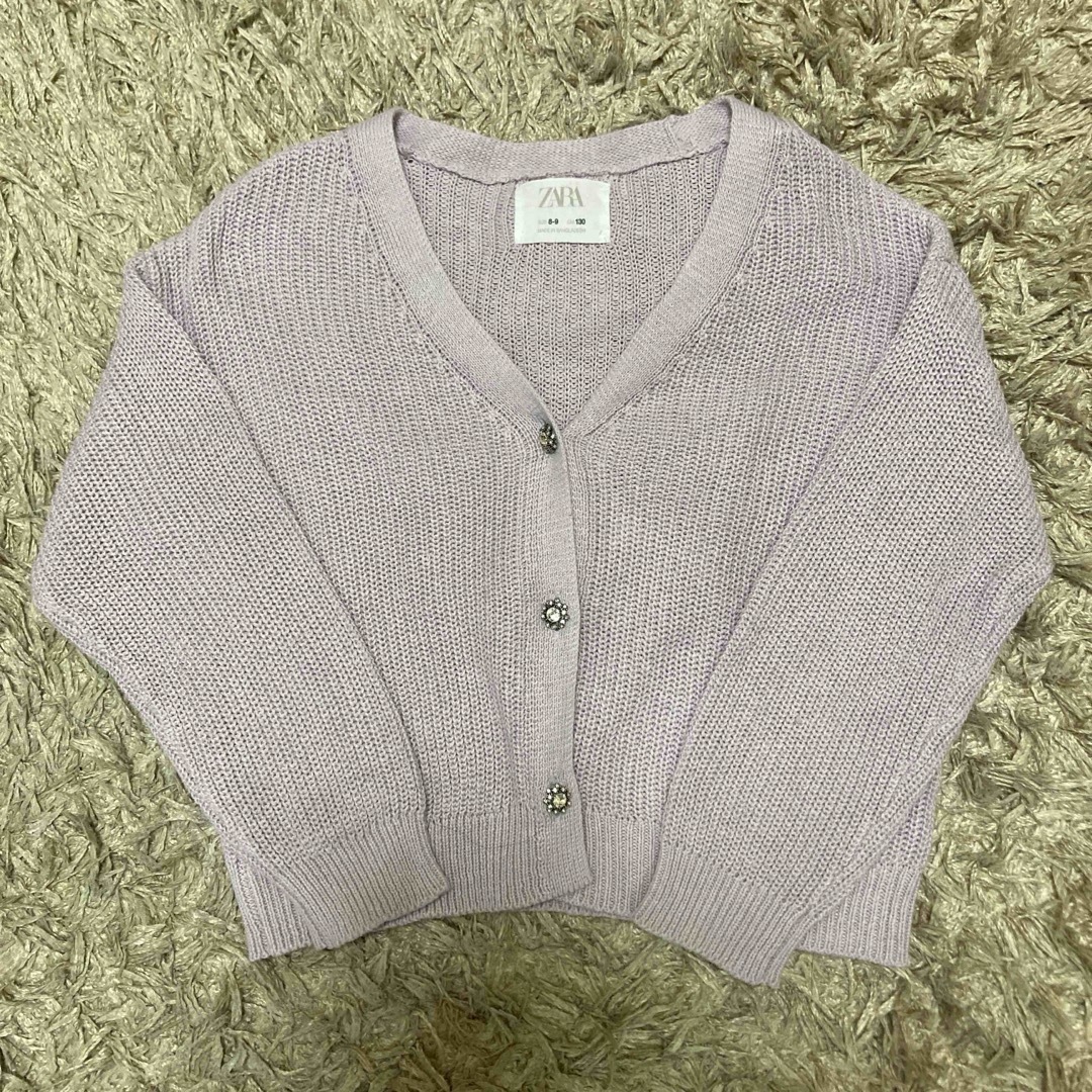 ZARA KIDS(ザラキッズ)のZARAビジューボタンニットカーディガン キッズ/ベビー/マタニティのキッズ服女の子用(90cm~)(カーディガン)の商品写真