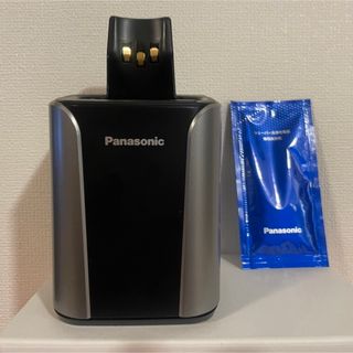 パナソニック(Panasonic)のパナソニック　シェーバー　洗浄機本体　ESELV9K4217N ラムダッシュ(メンズシェーバー)