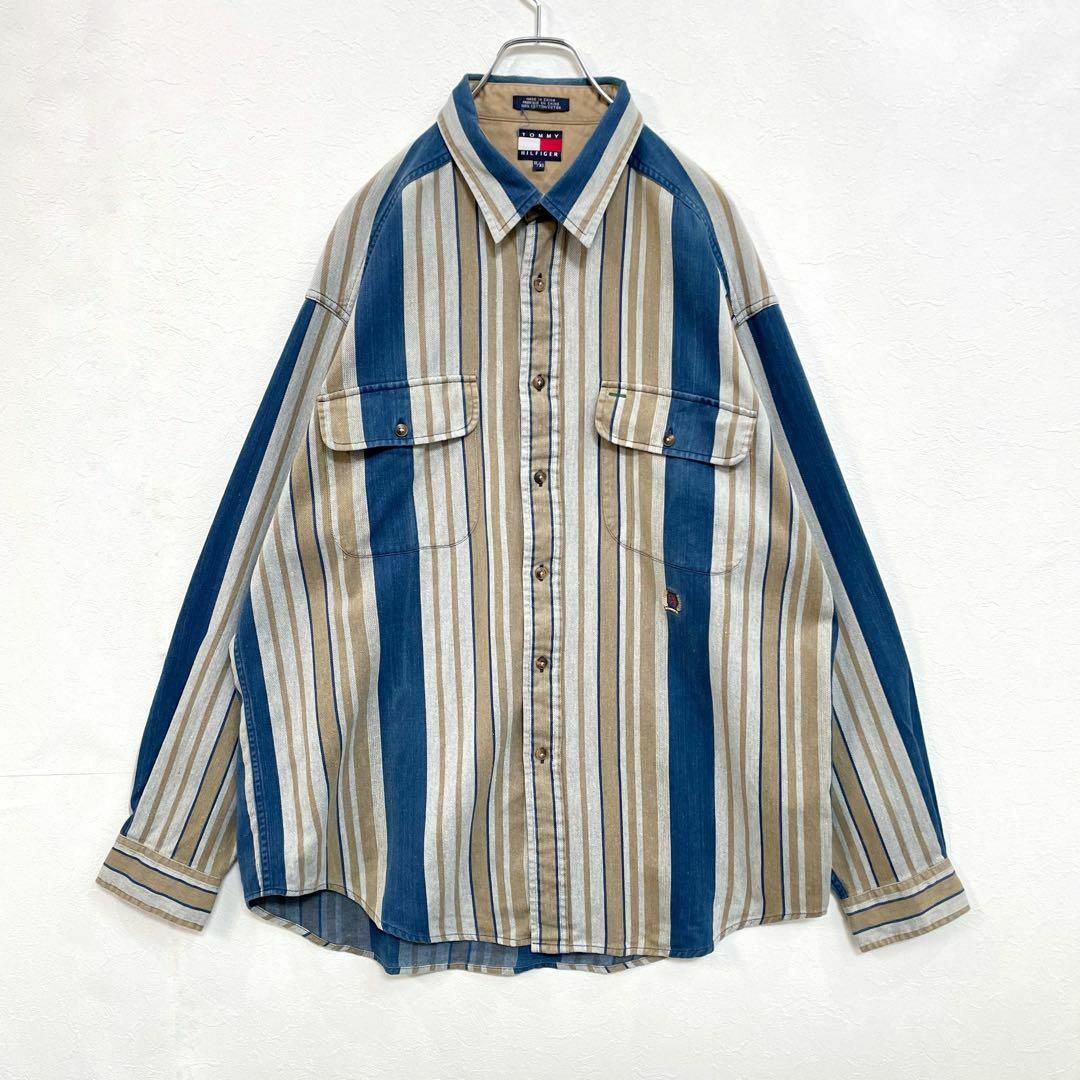 TOMMY HILFIGER(トミーヒルフィガー)の90s　ヴィンテージ　トミーヒルフィガー　ストライプ　刺繍　ワークシャツ　XL メンズのトップス(Tシャツ/カットソー(七分/長袖))の商品写真