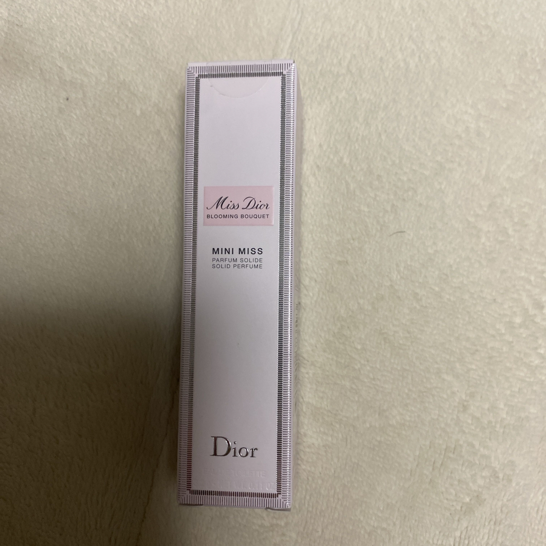 Christian Dior(クリスチャンディオール)のミスディオール　ブルーミングブーケ　ミニミス コスメ/美容の香水(香水(女性用))の商品写真