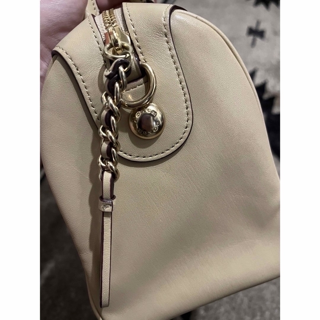 COACH(コーチ)のCOACH ベージュ バック レディースのバッグ(ハンドバッグ)の商品写真