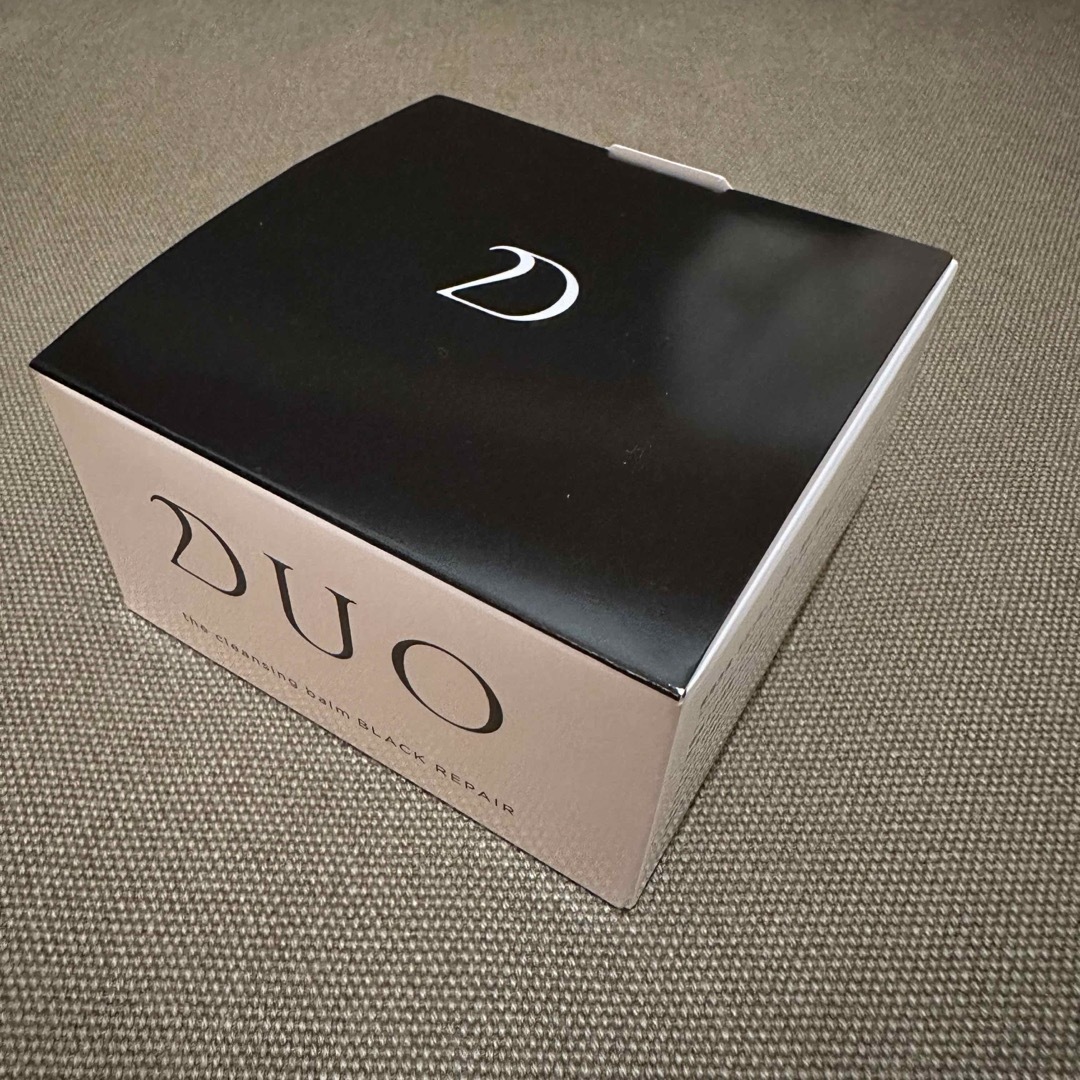 DUO(デュオ)のDUO ザ・クレンジングバーム ブラックリペア90g コスメ/美容のスキンケア/基礎化粧品(クレンジング/メイク落とし)の商品写真