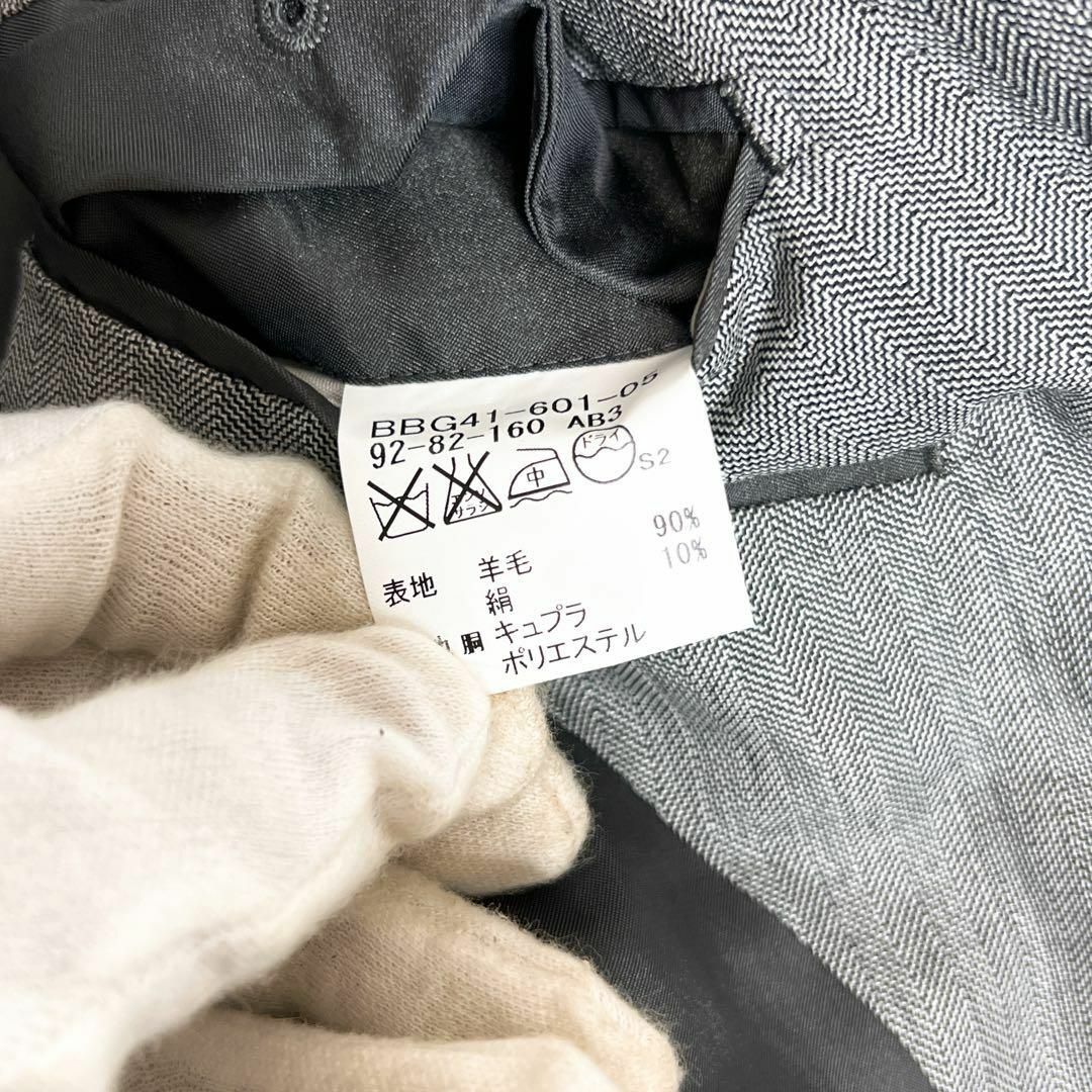 BURBERRY(バーバリー)のバーバリーロンドン　セットアップ　シルク混　グレー　シルバーボタン メンズのスーツ(セットアップ)の商品写真
