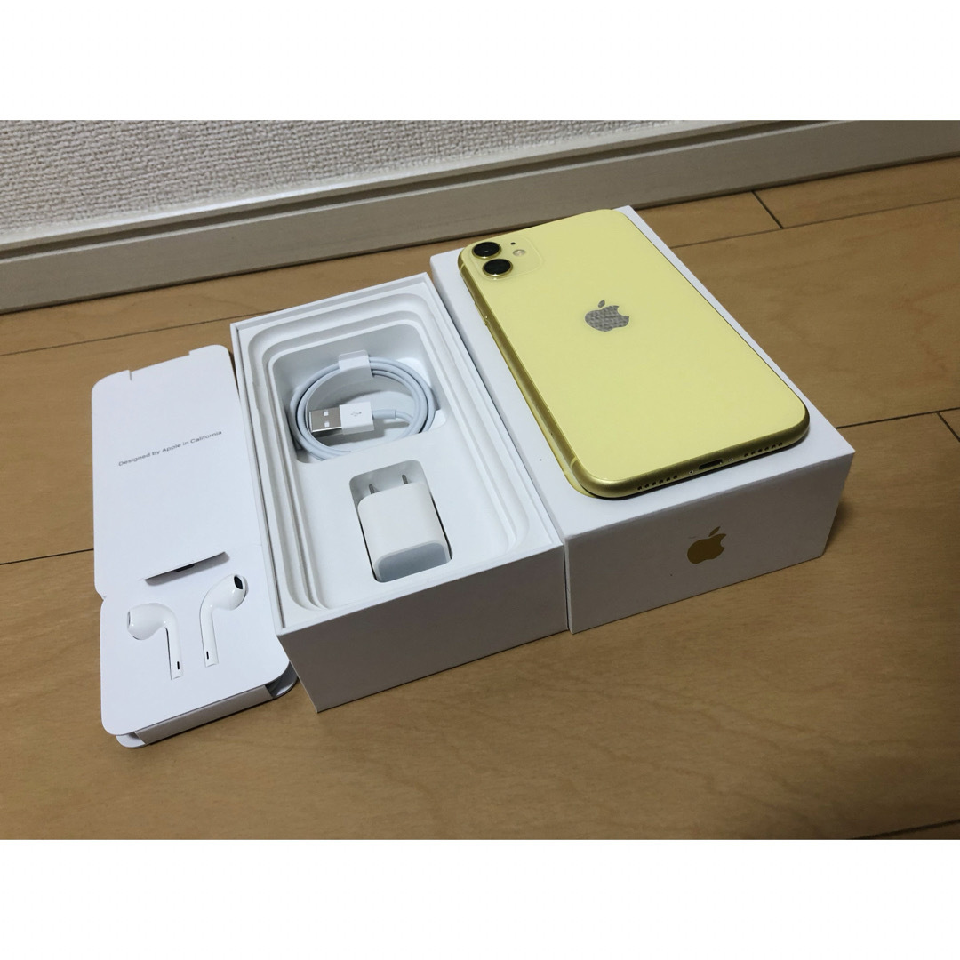 Apple(アップル)の(美品)　iPhone11 128GB イエロー　SIMフリー スマホ/家電/カメラのスマートフォン/携帯電話(スマートフォン本体)の商品写真