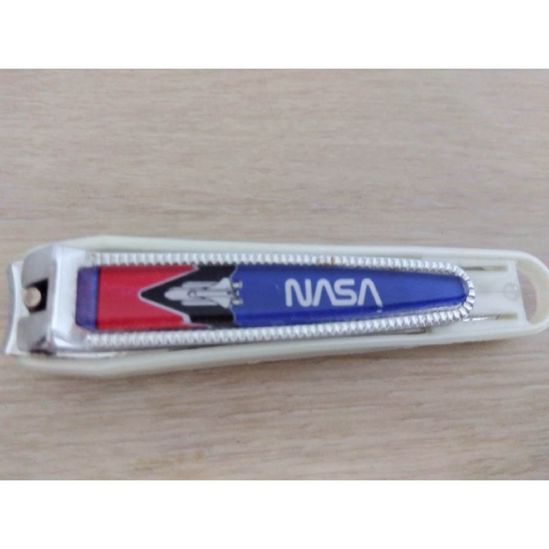 NASA 　 ナサ　爪切り　スペースシャトル キッズ/ベビー/マタニティの洗浄/衛生用品(爪切り)の商品写真