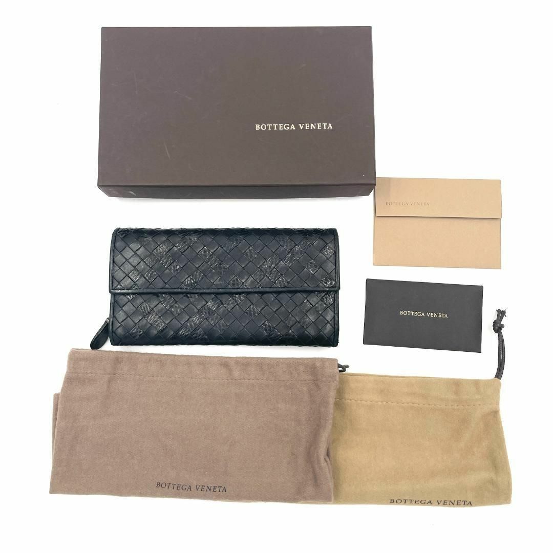 Bottega Veneta(ボッテガヴェネタ)のボッテガヴェネタ イントレチャート レザー パイソン 長財布 ブラック 黒 レディースのファッション小物(財布)の商品写真