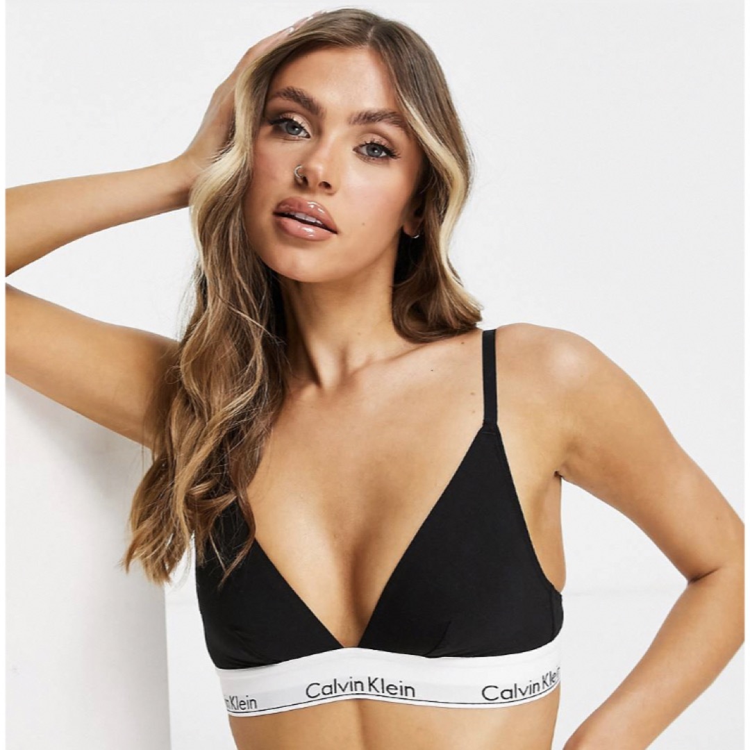 【Calvin Klein】 即完売 カルバンクライン ブラトップ ブラ 下着